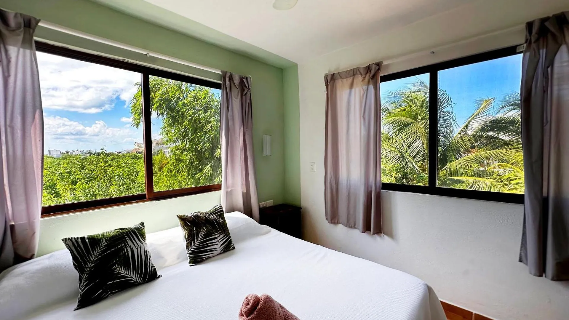 Hotel Sirenas Caribbean Rooms Holbox Mexico